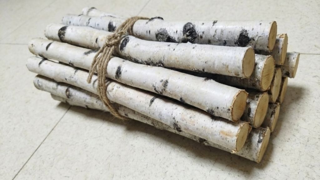 白樺枝の販売 - 束になった白樺の枝
